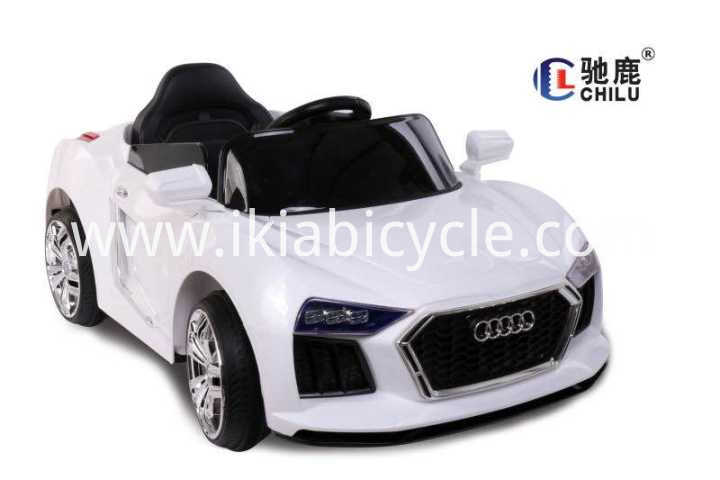 Kid dị anya njikwa ụgbọ ala batrị batrị